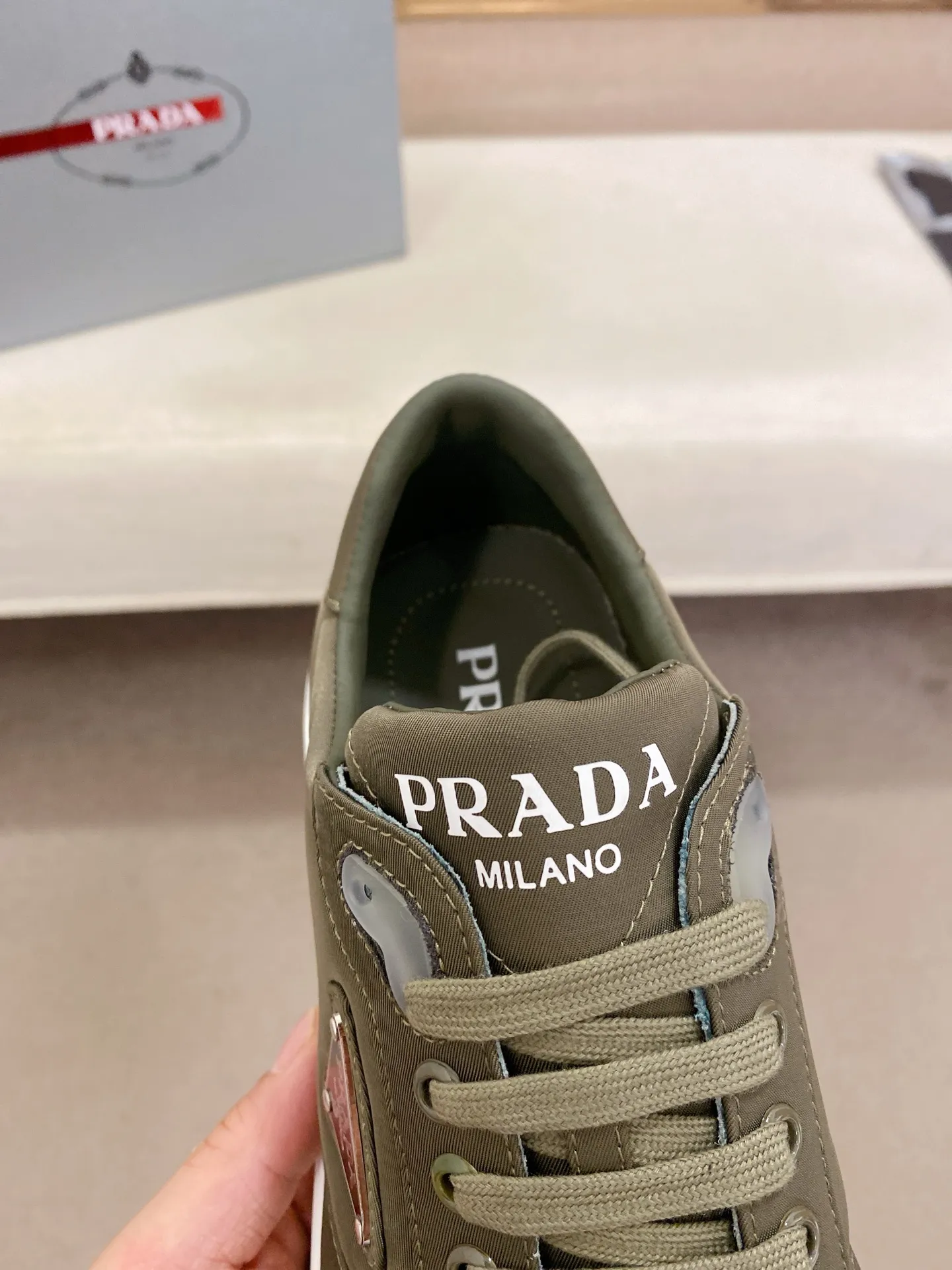 Factory price 540💰 ✔️✔️✔️High version High-quality new PRADA counters are on the market at the same time. The new men's shoes and 😘fabrics are selected from imported first-layer cowhide and are made by pure handcrafts. Lining: Full cowhide lining. 👍🏿 High-end ☄️ air-cushion molded anti-slip rubber outsole, exquisite lines, simple and elegant, comfortable and high-end for leisure travel. Code number: 38 to 44